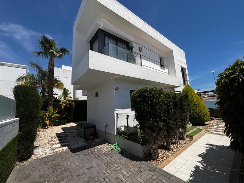 4 Cuarto Villa en venta 4 Cuarto Villa en venta