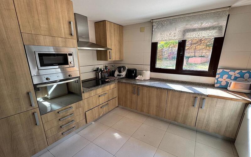 4 bedroom Townhouse for sale 4 bedroom Townhouse for sale
