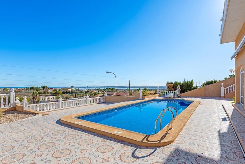 4 chambre Villa à vendre