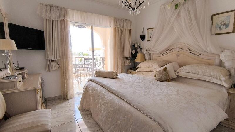 4 bedroom Villa for sale