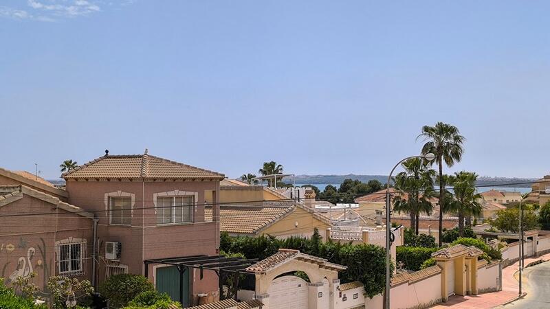 4 bedroom Villa for sale