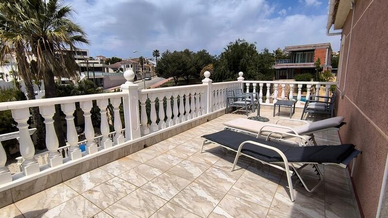 4 bedroom Villa for sale