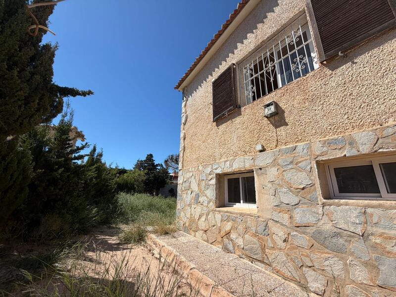 Villa for sale in Torrevieja, Alicante