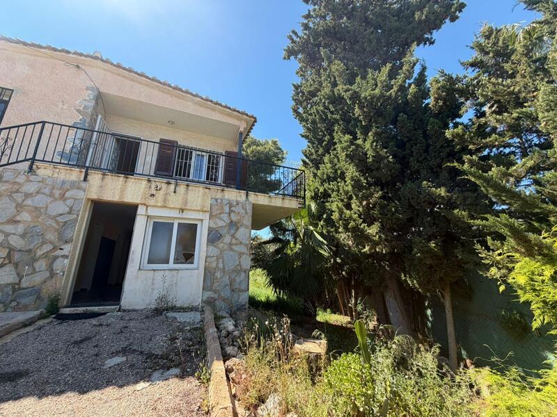 4 bedroom Villa for sale
