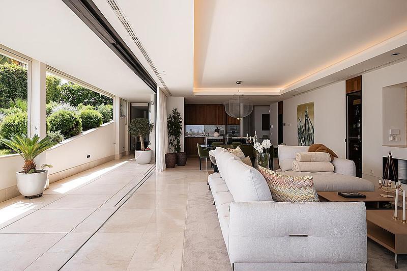 3 bedroom Apartment for sale