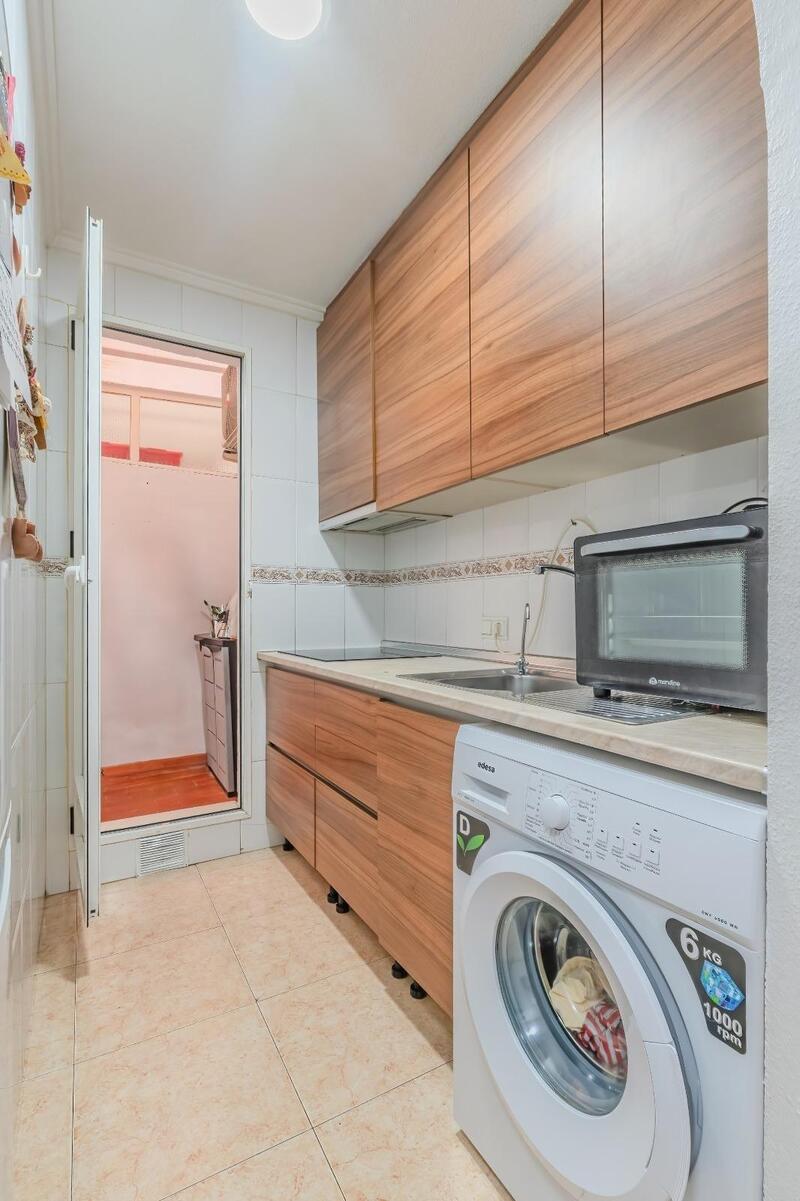 1 slaapkamer Appartement Te koop 1 slaapkamer Appartement Te koop