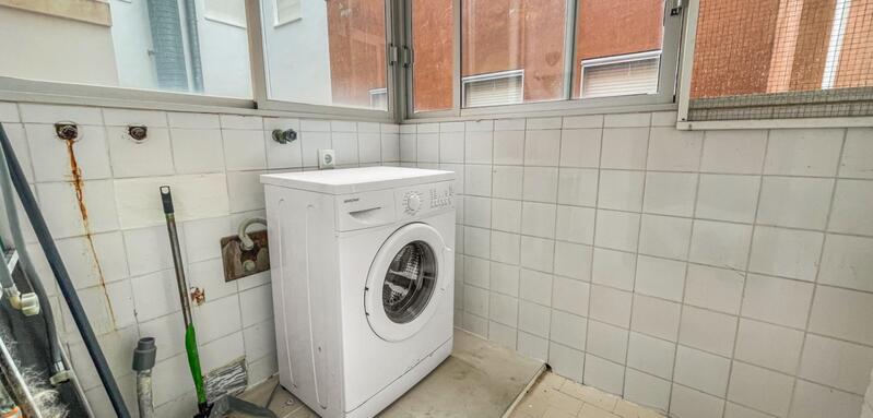 4 bedroom Apartment for sale