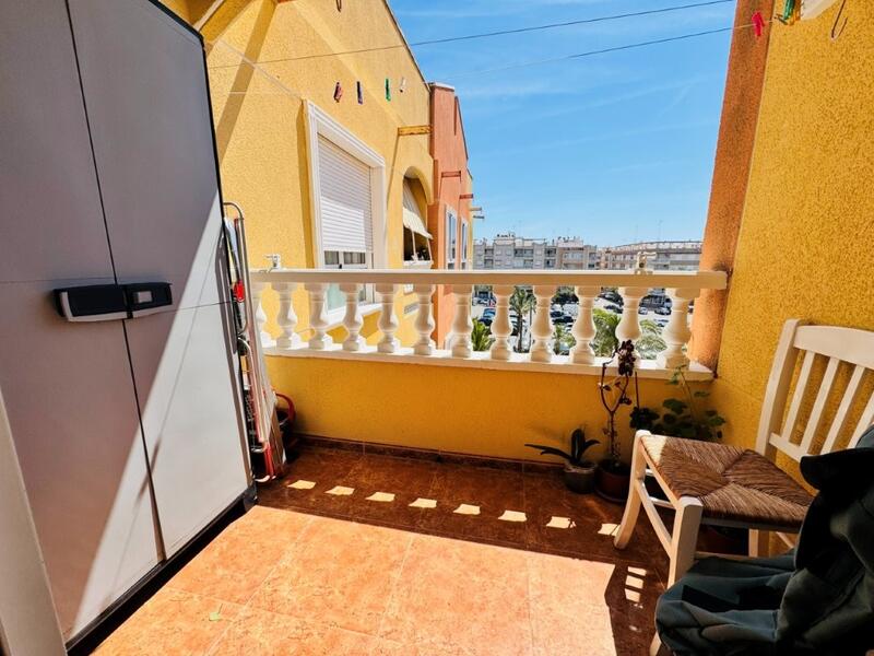 2 slaapkamer Appartement Te koop 2 slaapkamer Appartement Te koop