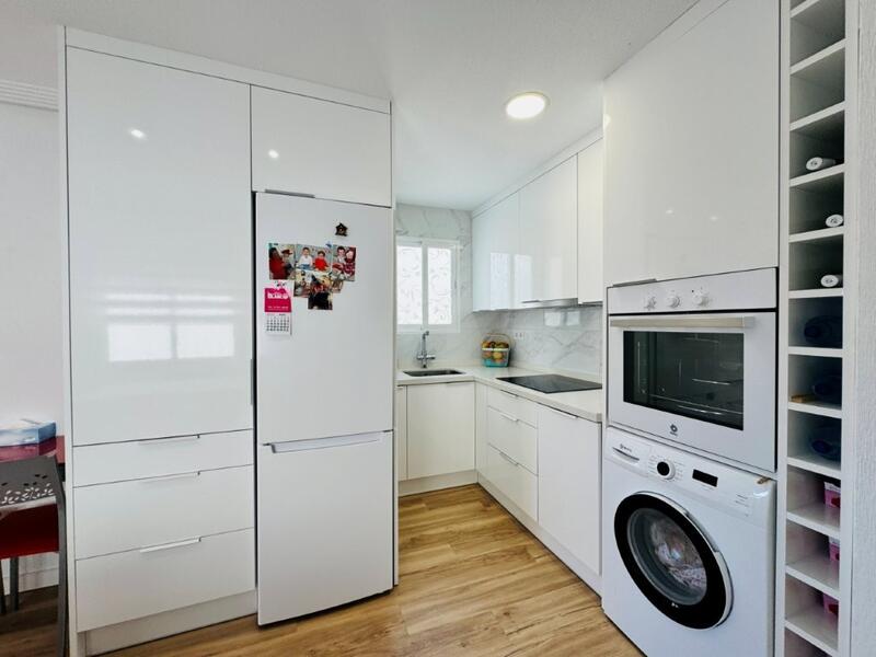 2 slaapkamer Appartement Te koop 2 slaapkamer Appartement Te koop