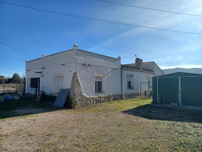 2 bedroom Country House for sale 2 bedroom Country House for sale