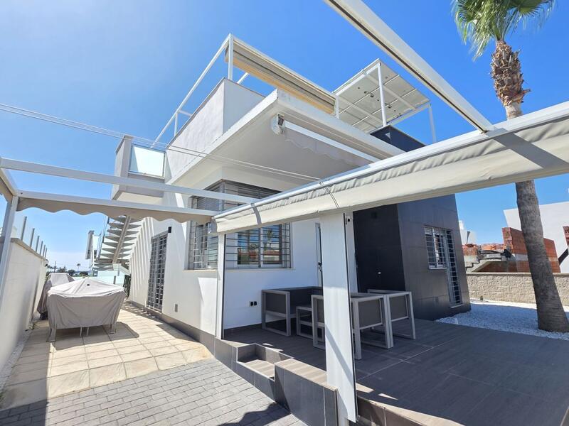 Villa zu verkaufen in Rojales, Alicante