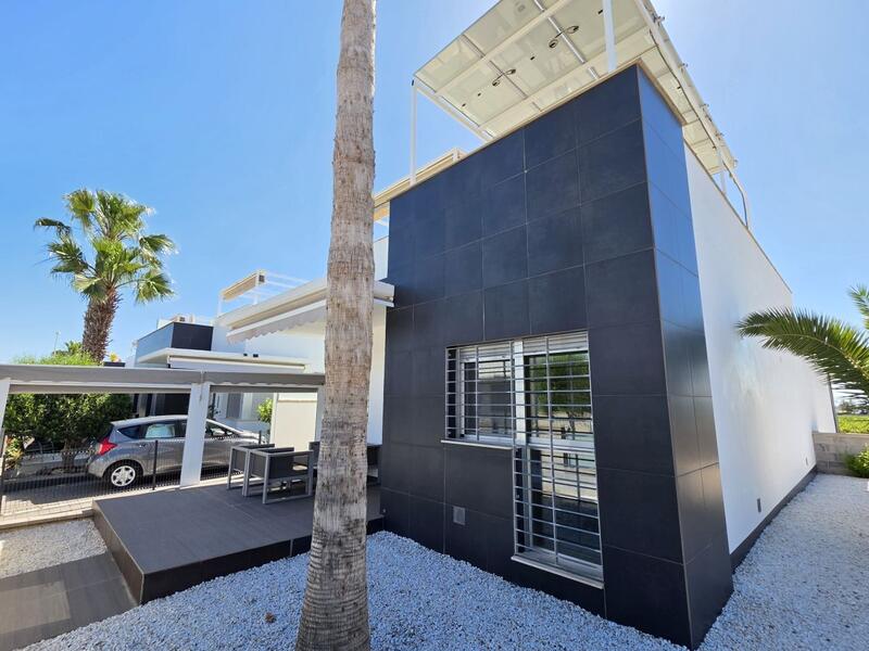 2 Schlafzimmer Villa zu verkaufen 2 Schlafzimmer Villa zu verkaufen