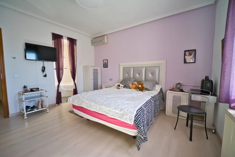 4 chambre Villa à vendre 4 chambre Villa à vendre