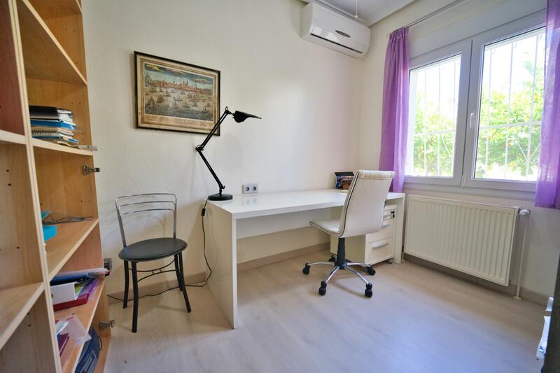 4 chambre Villa à vendre 4 chambre Villa à vendre