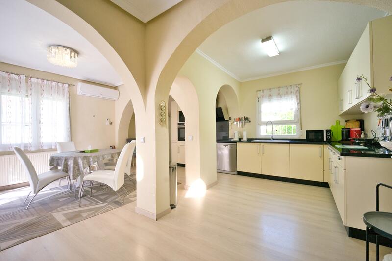 4 chambre Villa à vendre 4 chambre Villa à vendre