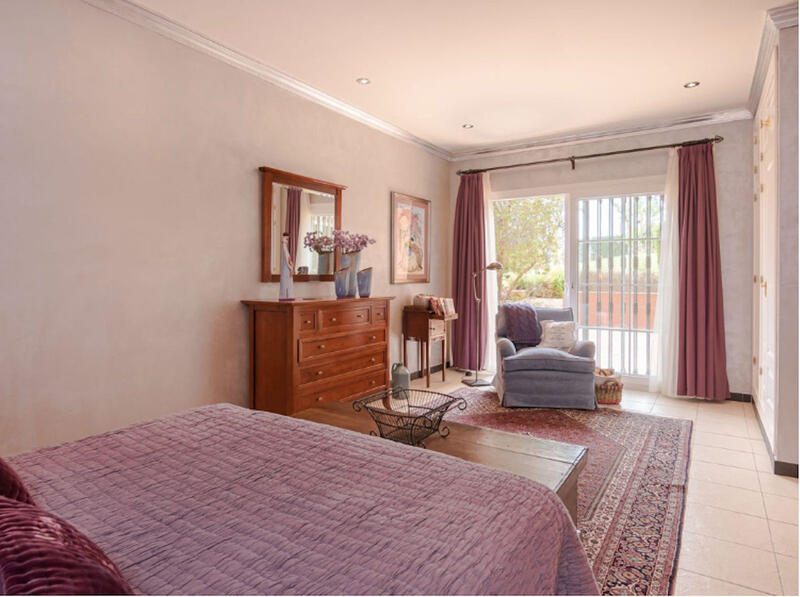 5 bedroom Villa for sale 5 bedroom Villa for sale