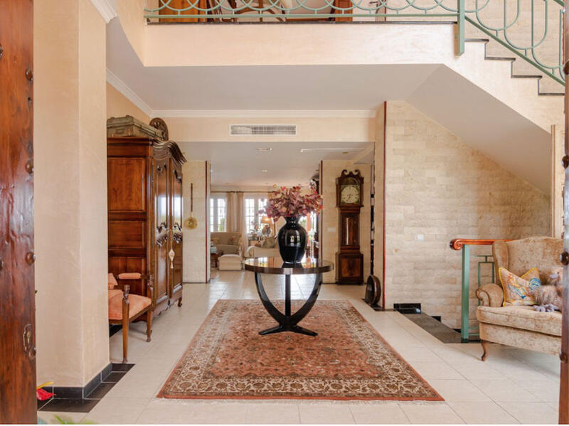 5 bedroom Villa for sale 5 bedroom Villa for sale