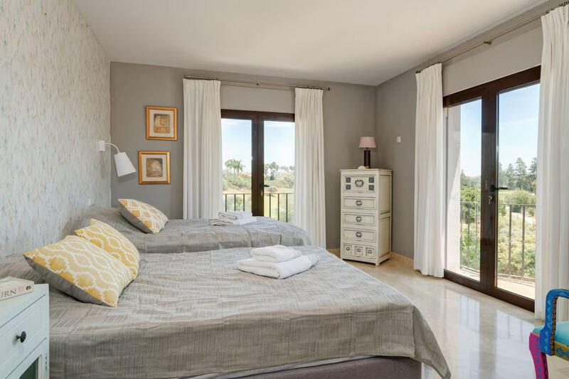 4 bedroom Villa for sale 4 bedroom Villa for sale