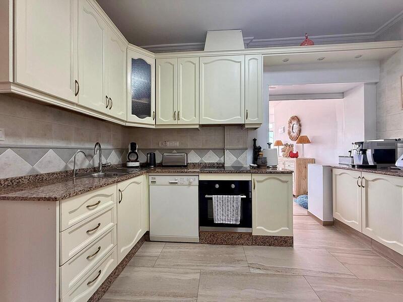 4 Cuarto Villa en venta