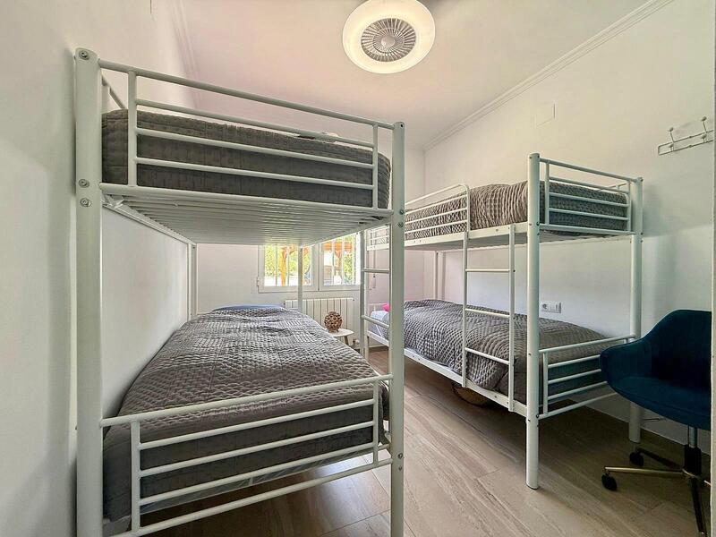 4 Cuarto Villa en venta
