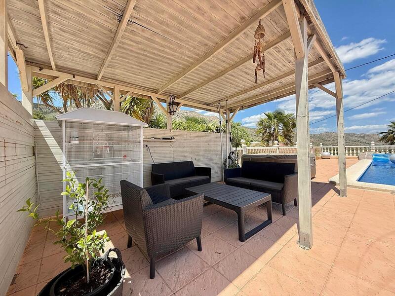 4 Cuarto Villa en venta