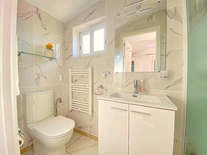 4 Schlafzimmer Villa zu verkaufen 4 Schlafzimmer Villa zu verkaufen