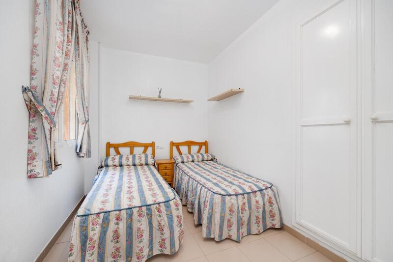 2 Cuarto Villa en venta
