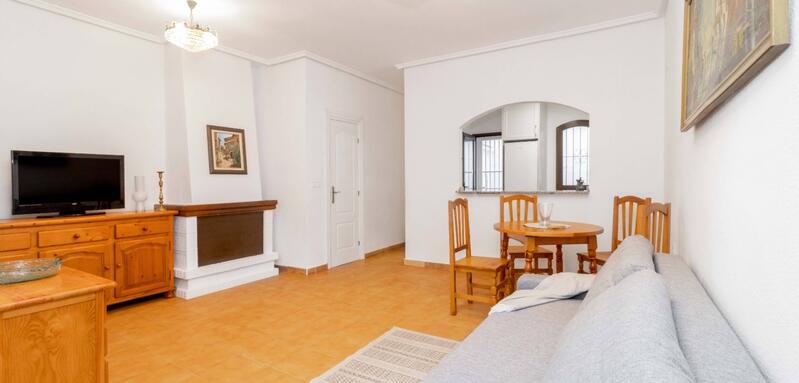 3 slaapkamer Gezinswoning Te koop 3 slaapkamer Gezinswoning Te koop