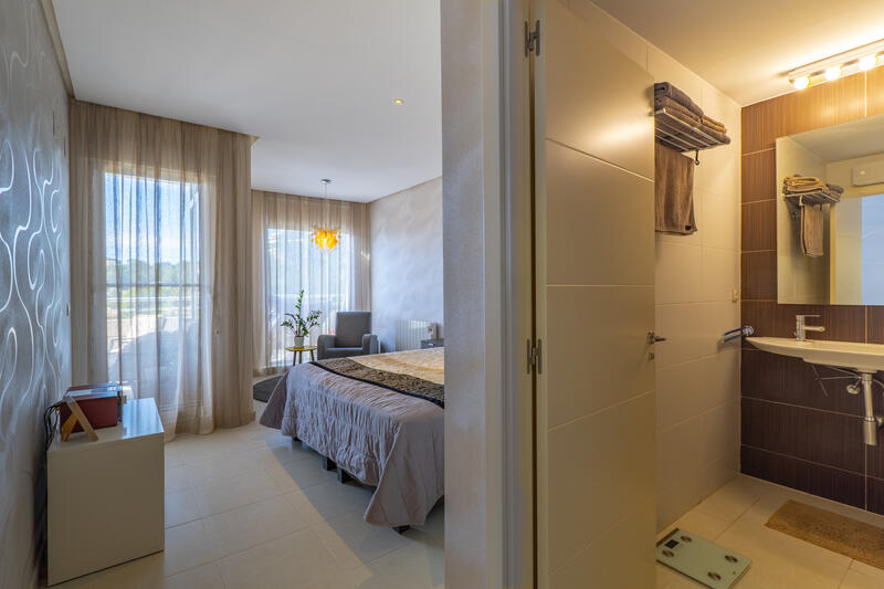 2 slaapkamer Appartement Te koop