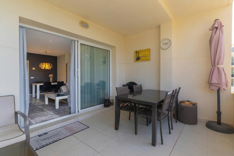 2 slaapkamer Appartement Te koop