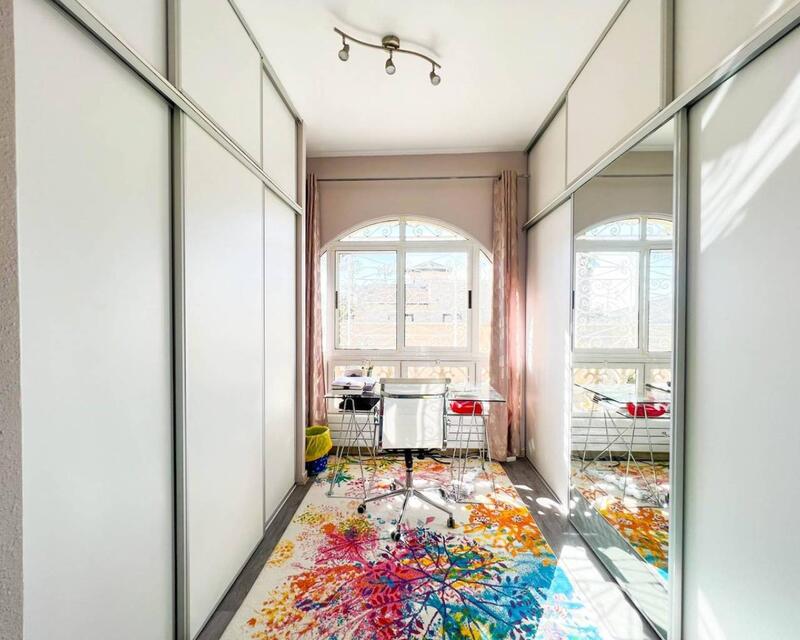 4 Schlafzimmer Villa zu verkaufen 4 Schlafzimmer Villa zu verkaufen
