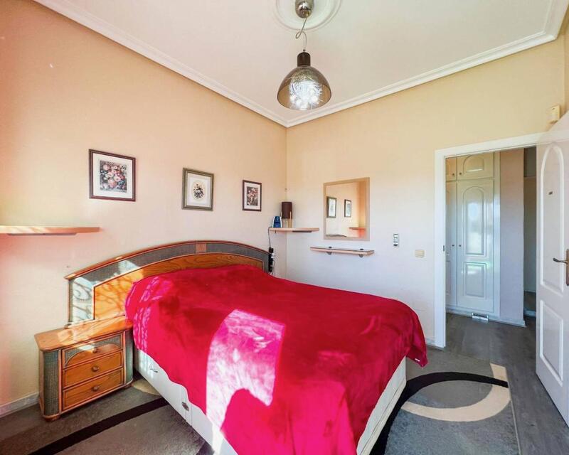 4 Schlafzimmer Villa zu verkaufen 4 Schlafzimmer Villa zu verkaufen