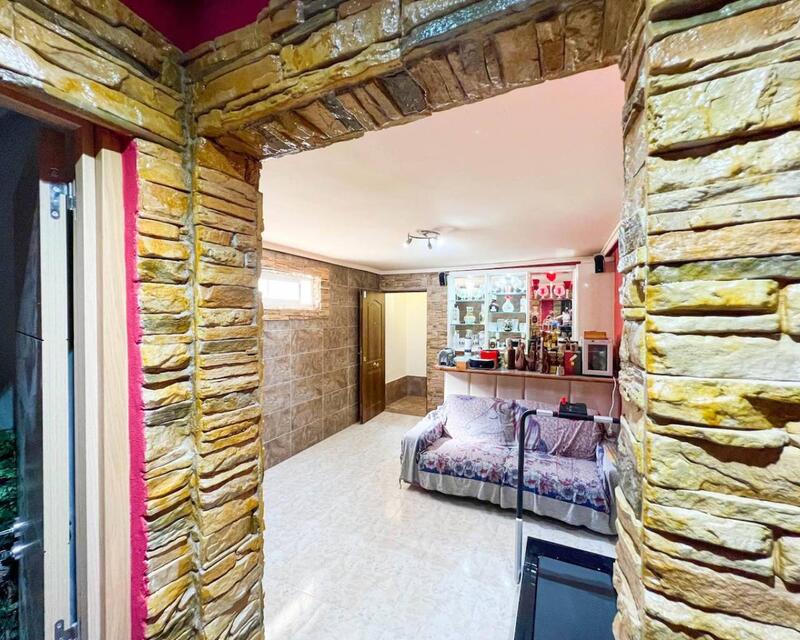 4 Schlafzimmer Villa zu verkaufen 4 Schlafzimmer Villa zu verkaufen