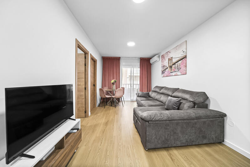 2 Schlafzimmer Stadthaus zu verkaufen in Torrevieja, Alicante