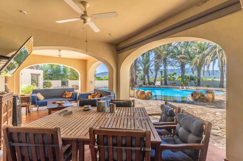 5 bedroom Villa for sale 5 bedroom Villa for sale