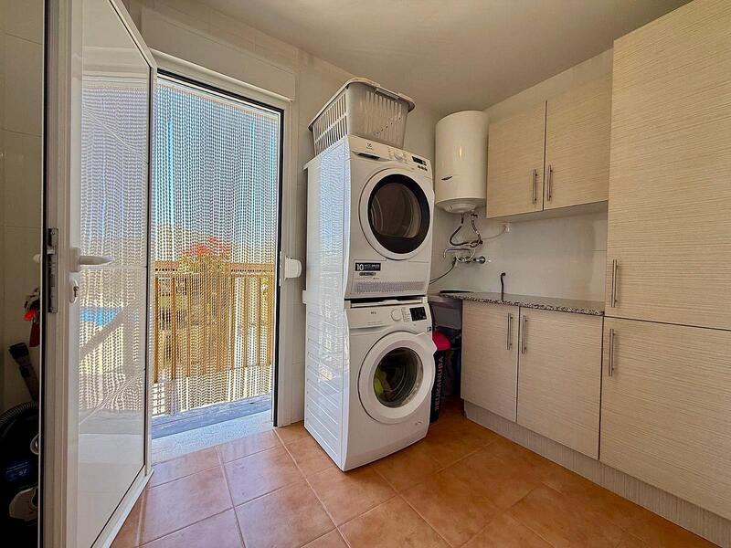 3 спальная комната вилла продается
