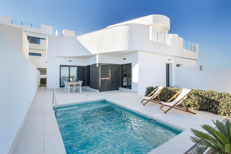 Villa for sale in Torrevieja, Alicante