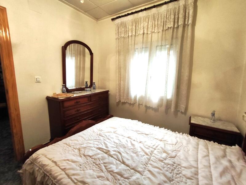 4 Schlafzimmer Stadthaus zu verkaufen
