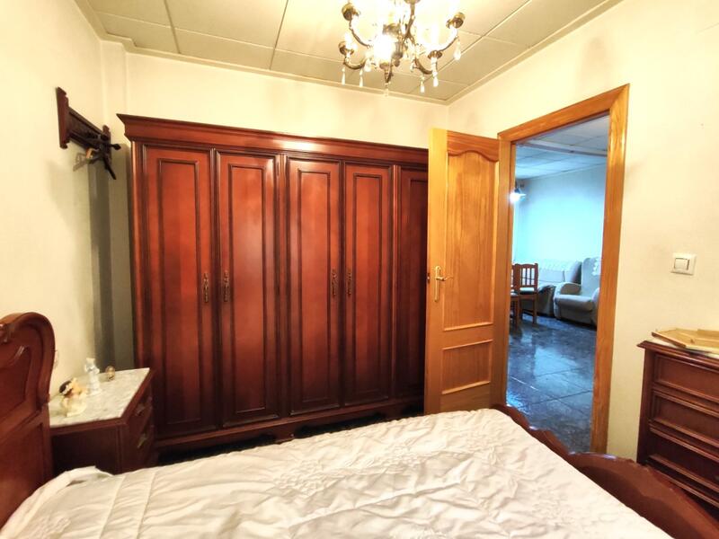 4 Schlafzimmer Stadthaus zu verkaufen