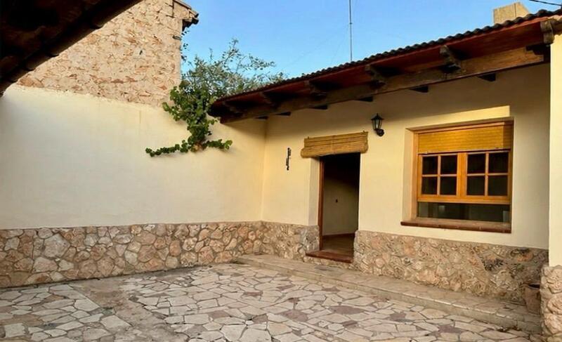 4 bedroom Townhouse for sale 4 bedroom Townhouse for sale