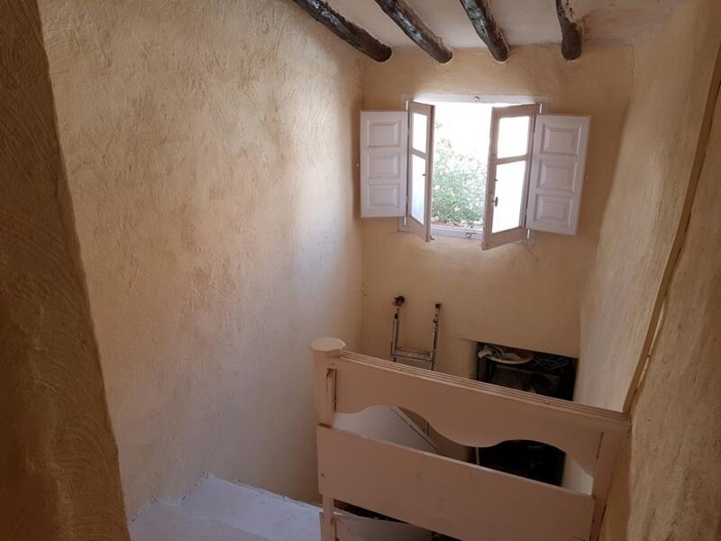 3 bedroom Country House for sale 3 bedroom Country House for sale
