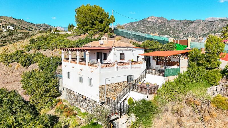 Villa for sale in Frigiliana, Málaga
