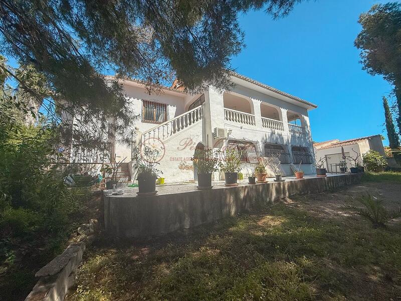 2 sovrum Villa till salu