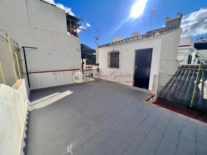 Villa til salgs i Torrox, Málaga