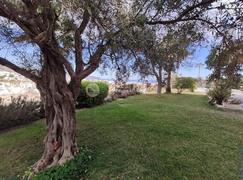 6 Cuarto Adosado en venta