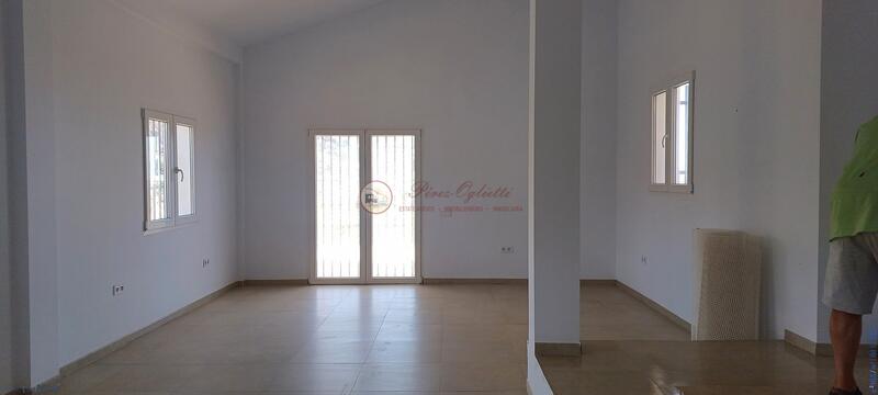 3 Schlafzimmer Stadthaus zu verkaufen
