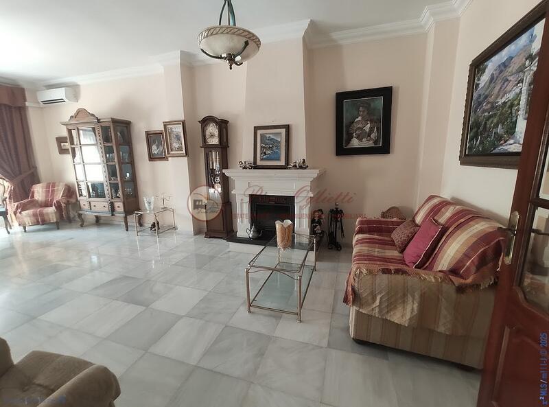 4 Cuarto Adosado en venta