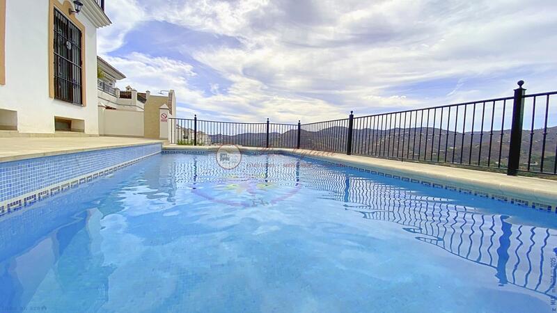 5 bedroom Villa for sale
