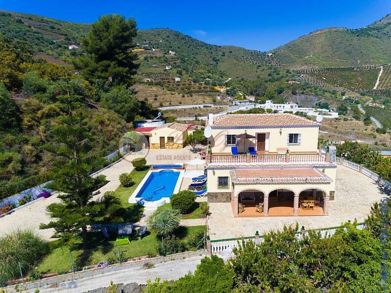 4 bedroom Villa for sale