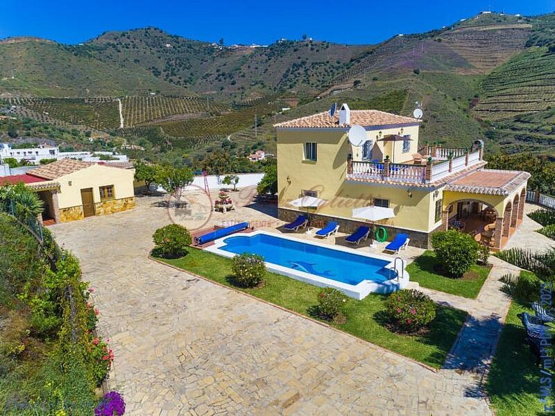 4 bedroom Villa for sale